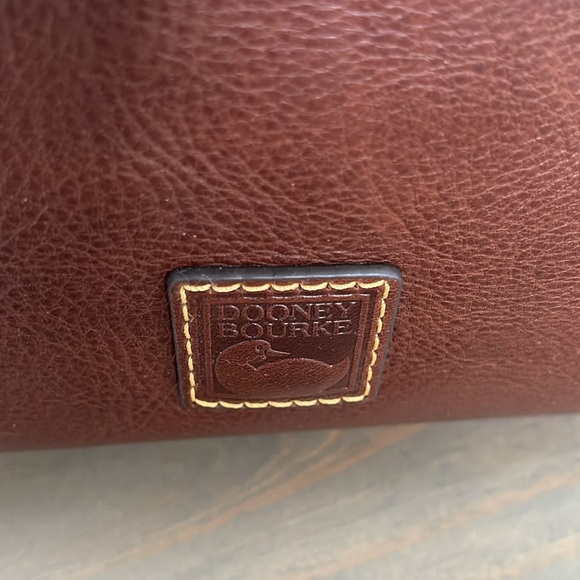 Dooney & Bourke Crossbody Bag - Picture 4 of 8